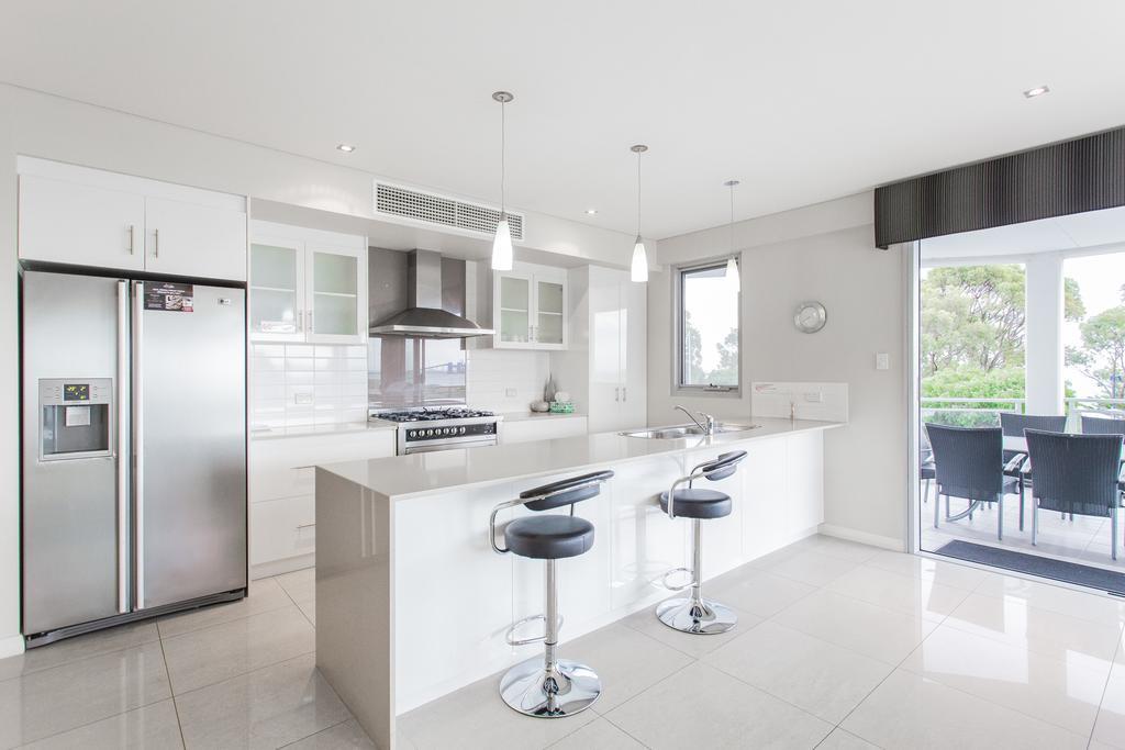 Spinnakers By Rockingham Apartments ภายนอก รูปภาพ