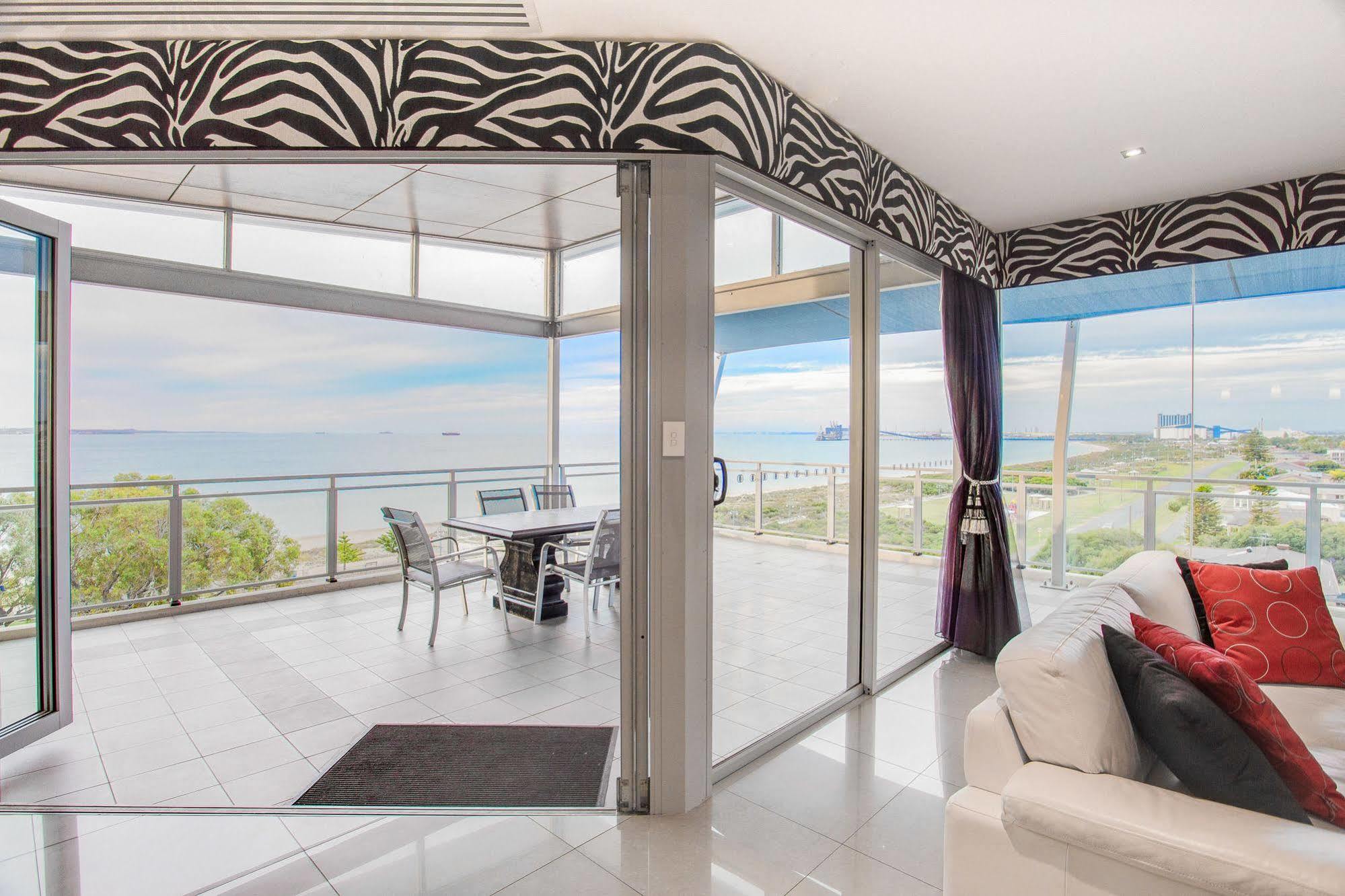 Spinnakers By Rockingham Apartments ภายนอก รูปภาพ